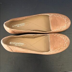 Naturalizer N5 Intense Comfort Shoes Women’s 7.5 Narrow HONEY Flats Loafers